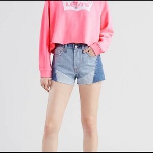 LEVI’S•SHORTS
